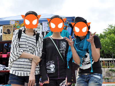 一緒に写ってるいもうととは20才近く違うわけかぁ