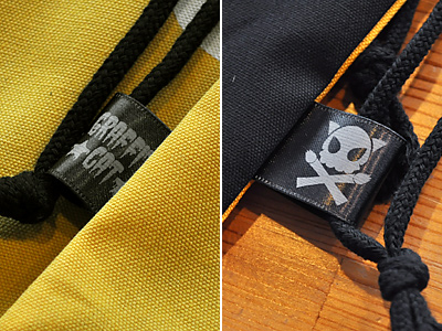 拡大してみると、タグも可愛いな 360)シューズ用の巾着袋ができた話