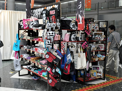 レイアウトは前日と変わってない、というか変える暇がなかった 377)デザインフェスタ vol.37に出展してきた話(通常)