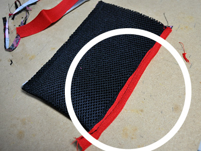 縫いにくいんだよぉ 396)携帯ポーチみたいなのを作り始めてみる話