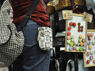 ケツ目線でしか撮ってなかった! 407)【おもて】クリエーターズマーケット vol.28に出展してきた話