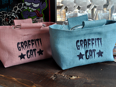 シンプル 423)肩こりが激しいけど、誰もマッサージしてくれないって話