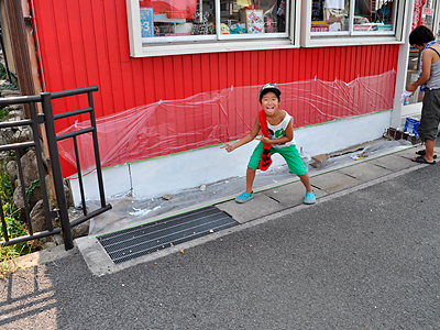 おつかれ〜(ボクは何もしていない) 436)塗ってなかった外壁の一部をちょこっと塗装したって話