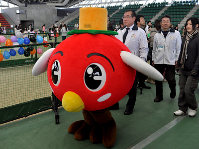 110129@四日市ドームのイベント 439)結局のトコロ、グラ猫でゆるキャラってどーなの?って話