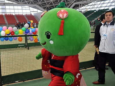 110129@四日市ドームのイベント 439)結局のトコロ、グラ猫でゆるキャラってどーなの?って話