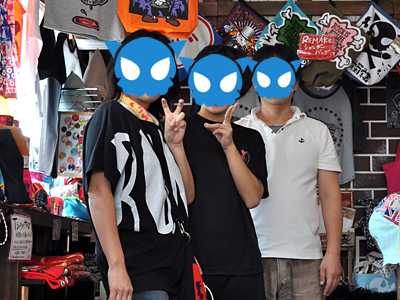 隣のラーメン屋さんでご飯食べてから来てくださった 452)本日はリアル店舗営業日・・・なんと!って話