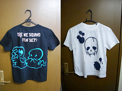 何か幽霊っぽいのとドクロ