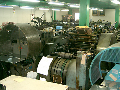 2階部分の袋作るマシンがある部屋