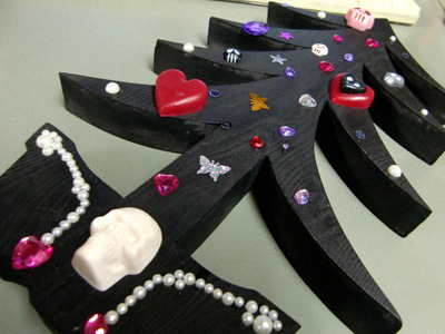 クリスマスツリー!デコって結構大変なのね。