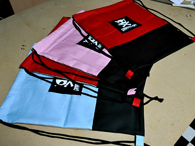 いくつか並べると、やっぱりいいね 371)巾着リュックサック(ナップサックともいう)をいくつか作ってみた話