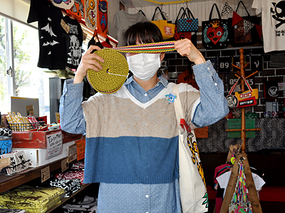 何気に多数のグラ猫グッズを身につけてくださってます