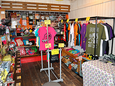 ちょっと服屋さんっぽい