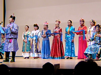 モンゴルの歌・踊り・馬頭琴のコンサートの様子4