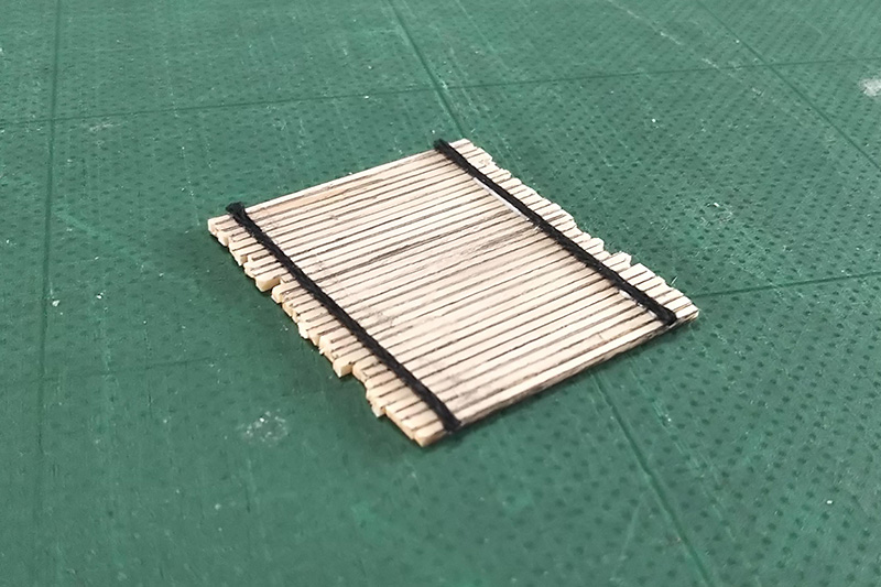 真ん中も糸がありそうやけど、ごちゃごちゃしそうやしやめた